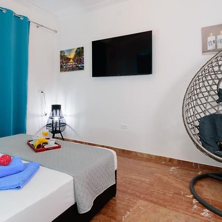 Luxury Lake View Center House Agios Nikolaos  Exterior photo